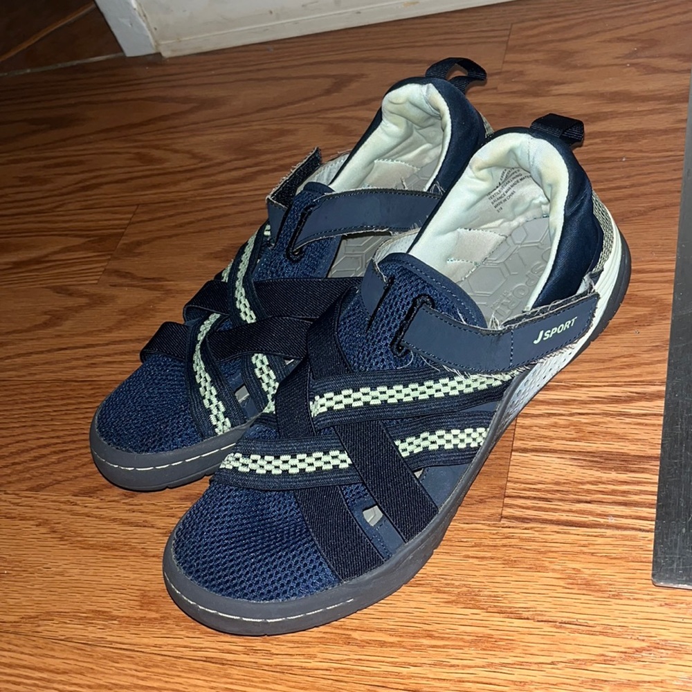Women Outdoor Shoes